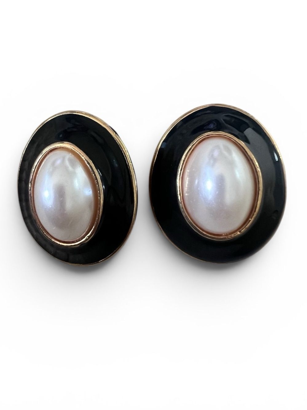 Vintage Black Enamel Faux Pearl Clip-On Earrings Gold Tone Retro Chic Jewelry